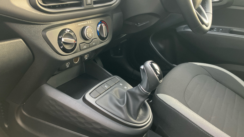 Hyundai i10 1.0 [63] Advance 5dr Auto [Nav] Petrol Hatchback